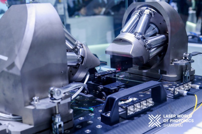 laser_world_of_pho_china_f_712