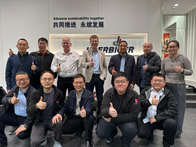 Michael Albiez in China
